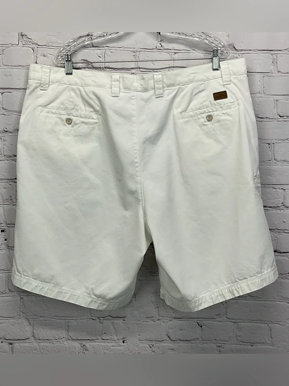 Dockers Shorts Men's Size 42 White Athleisure Casual Vacation Travel 100% Cotton